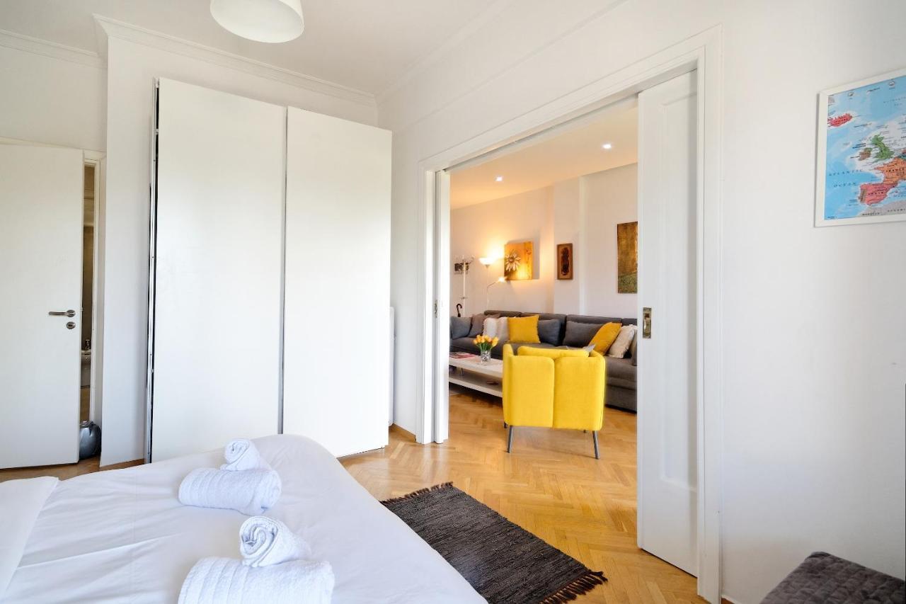 Glyfada Breeze Apartments Athen Eksteriør billede