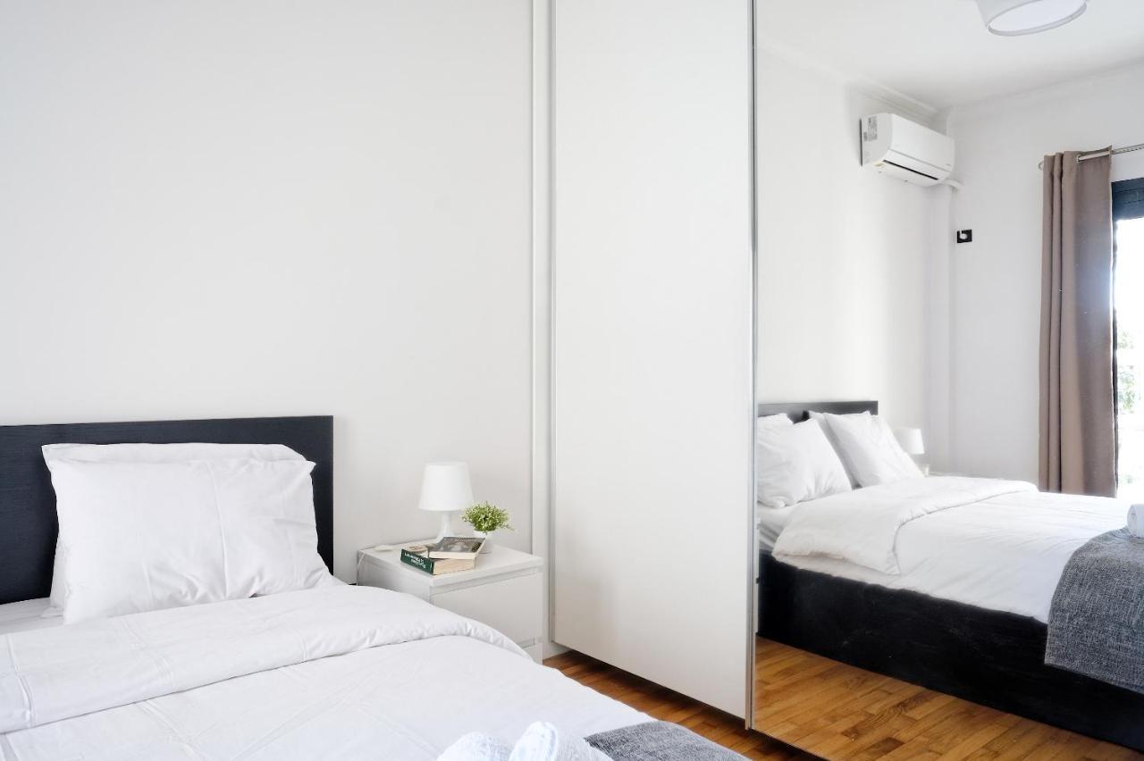 Glyfada Breeze Apartments Athen Eksteriør billede